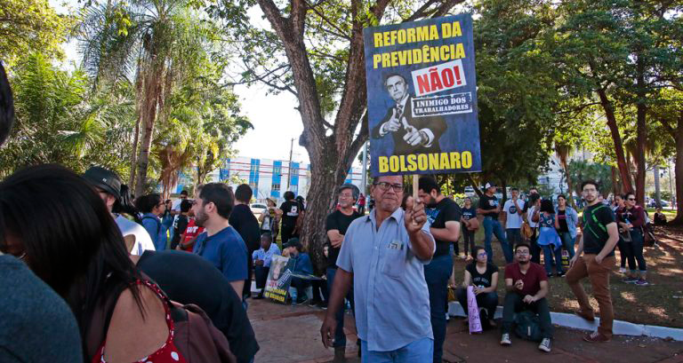 É preciso rejeitar: nova versão do relatório da Reforma da Previdência reafirma rebaixamento e dificulta ainda mais regras para se aposentar