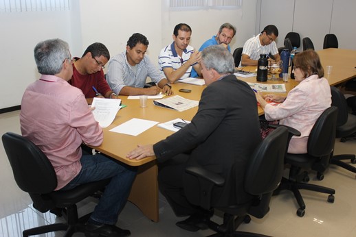 Direitos docentes: governo publica parte das promoções e progressões