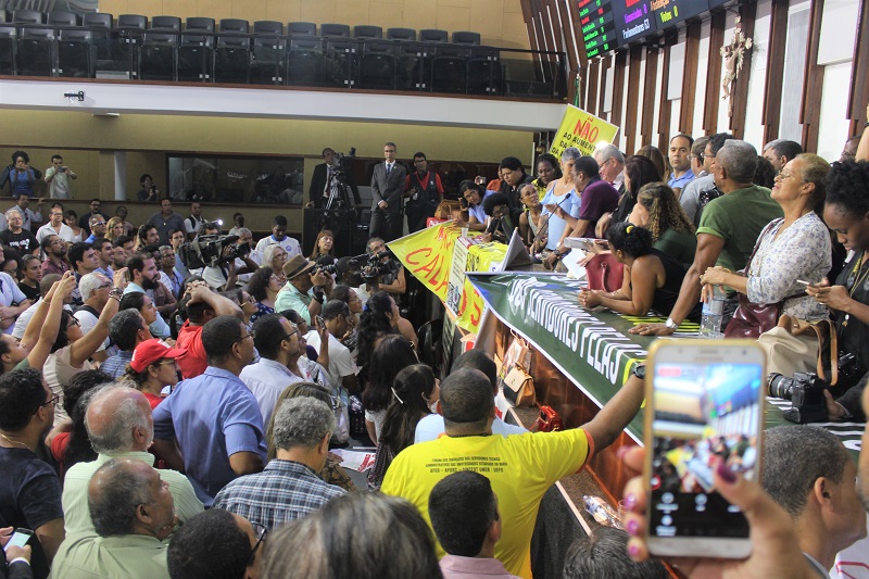TJ-BA concede liminar garantindo direitos dos docentes das Ueba