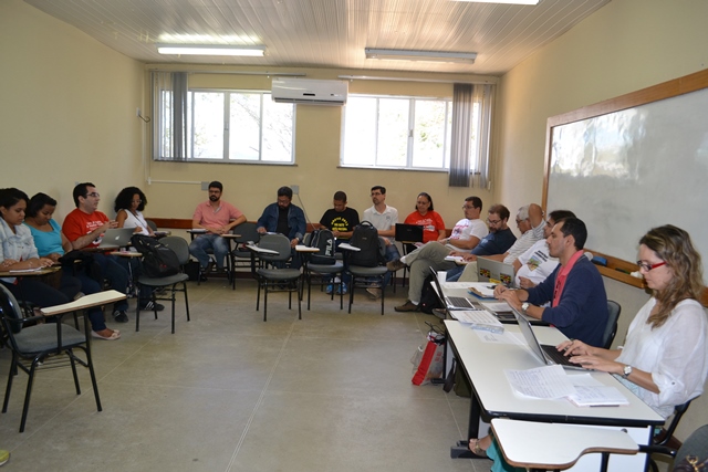 Fórum das 12 defende unidade na luta pelo orçamento