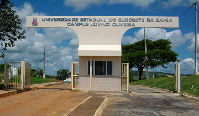 Governo nega mudanças de regime de trabalho a professores da UESB